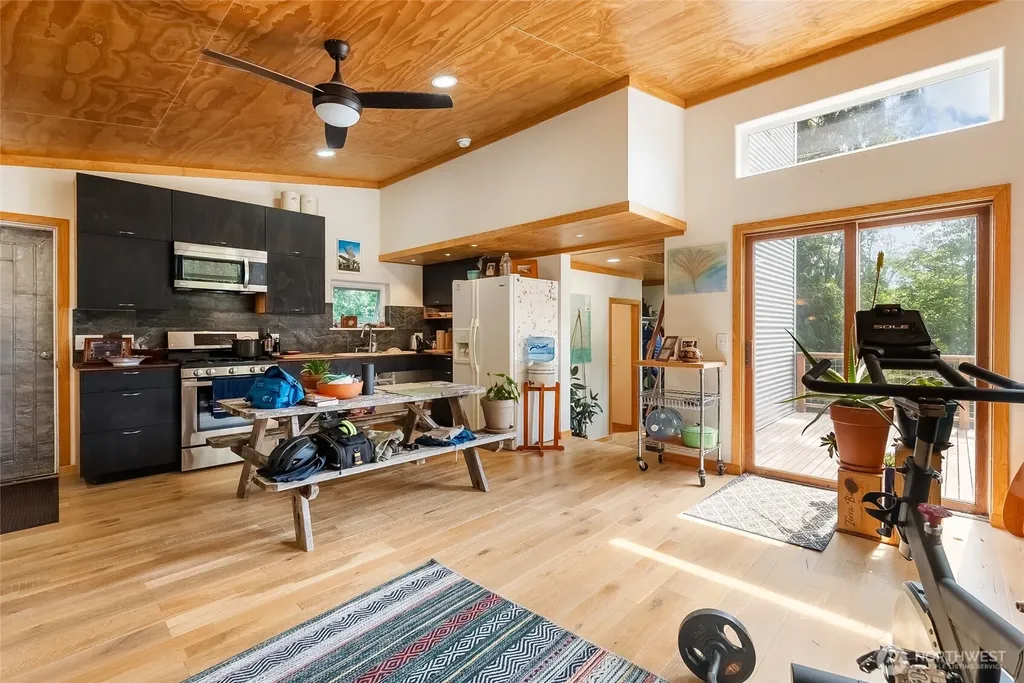 3556 Colony Mountain Drive Bow WA 98232