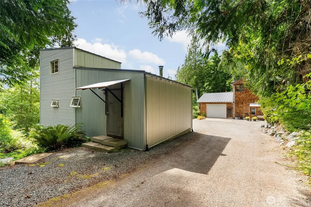 3556 Colony Mountain Drive Bow WA 98232