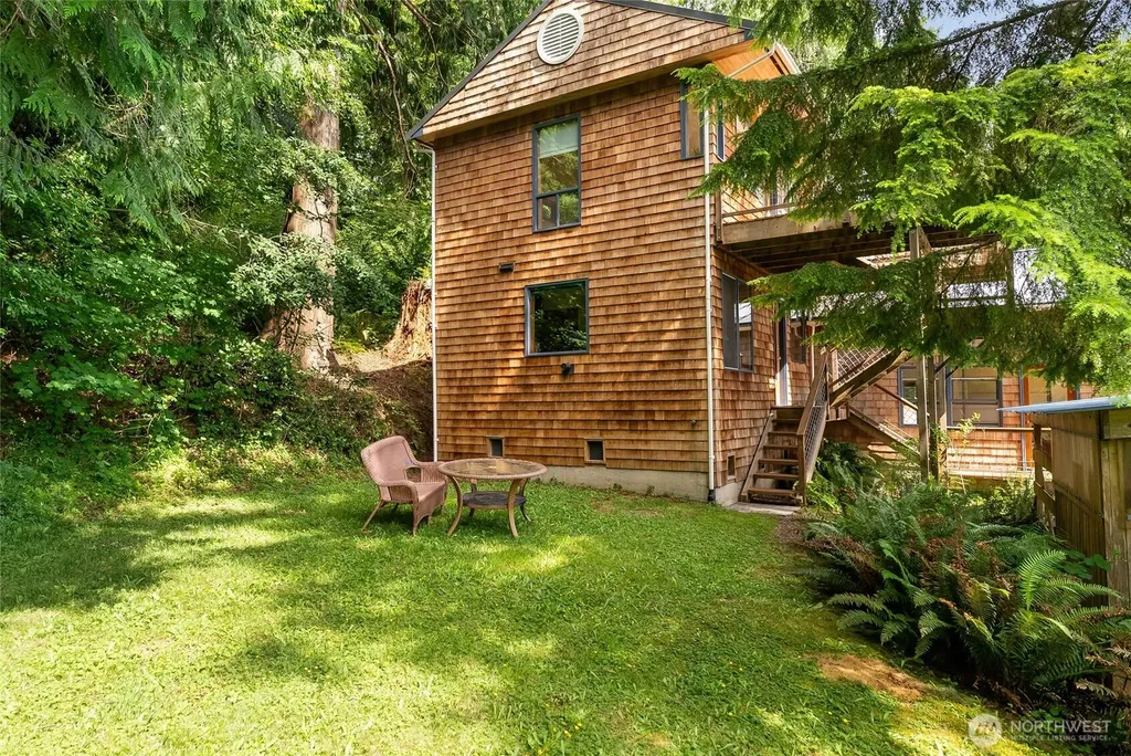 3556 Colony Mountain Drive Bow WA 98232
