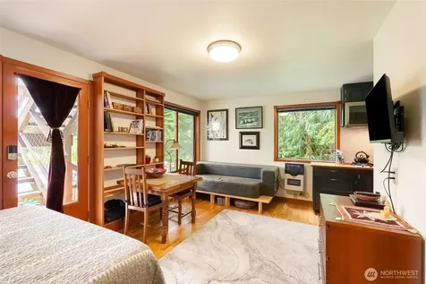 3556 Colony Mountain Drive Bow WA 98232