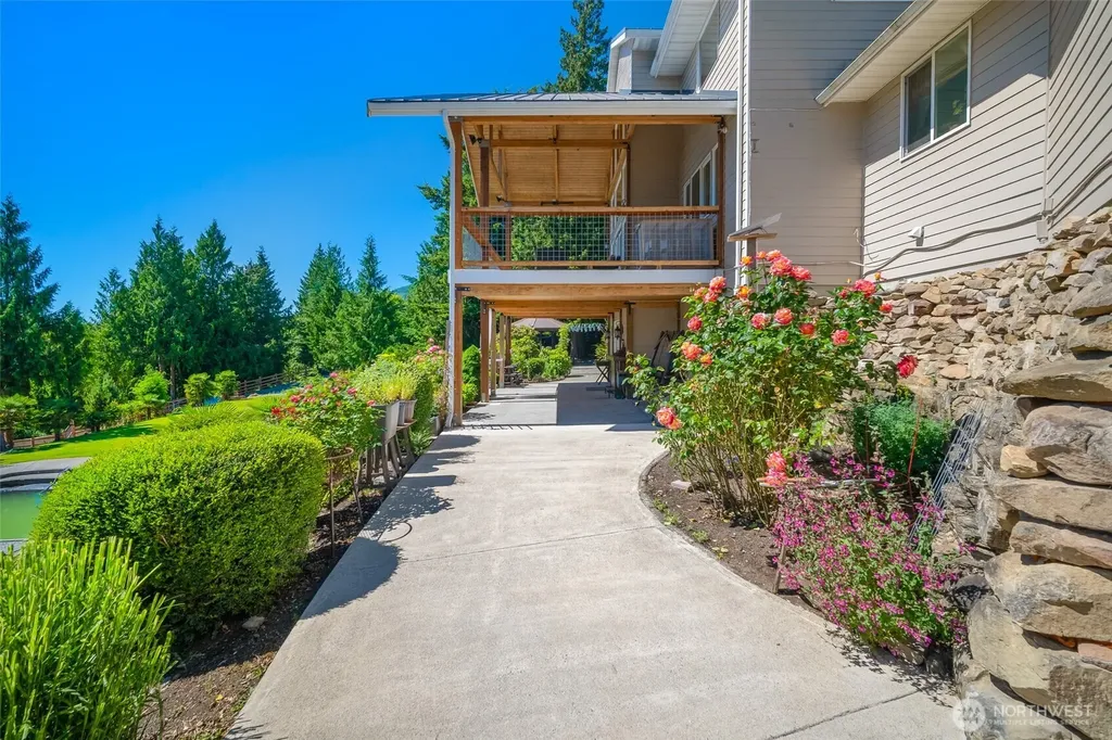8008 My Way Sedro Woolley WA 98284