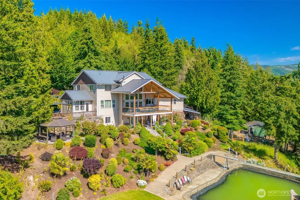 8008 My Way Sedro Woolley WA 98284