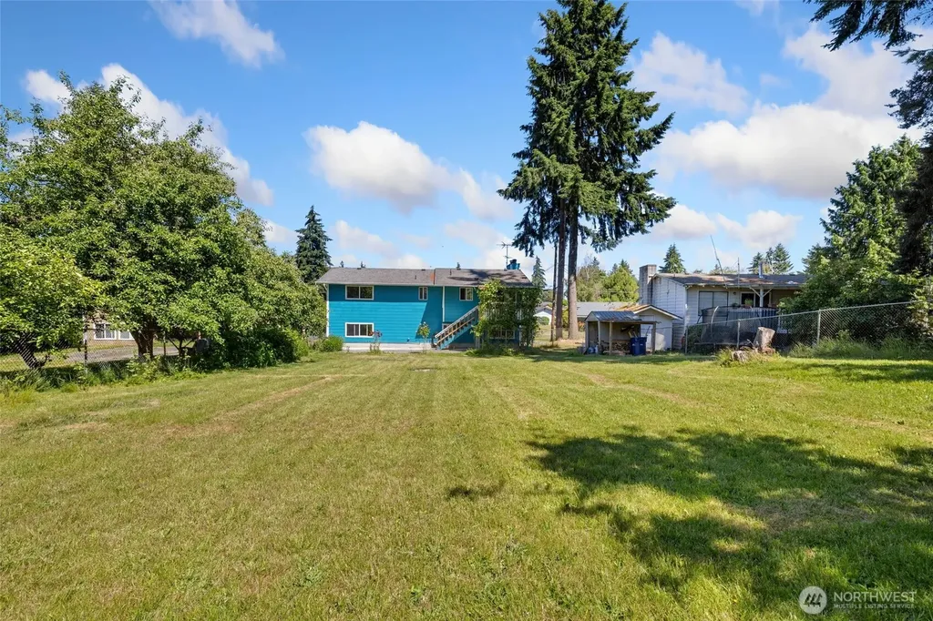 31229 10th Avenue S Federal Way WA 98003
