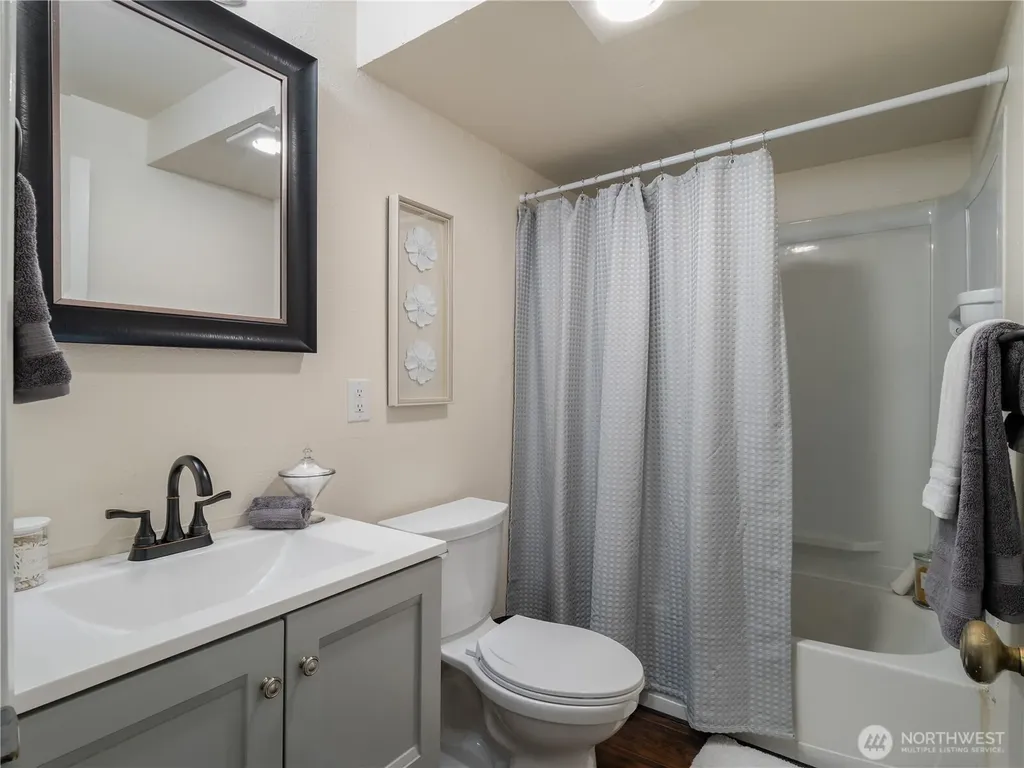 7425 Ruby Drive SW Lakewood WA 98498