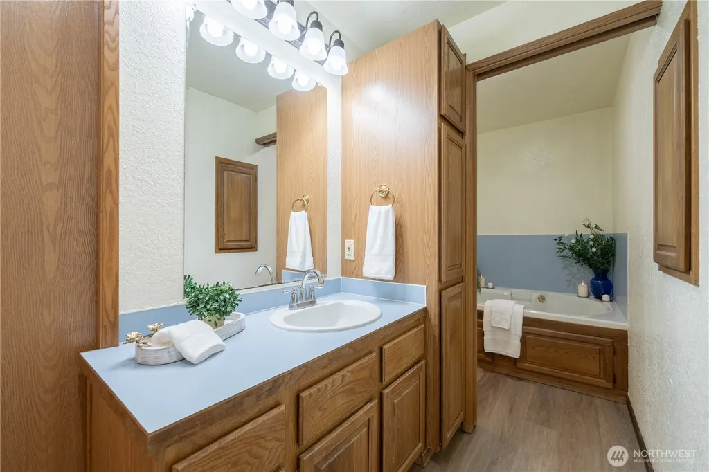 5202 130th Place NE Marysville WA 98271