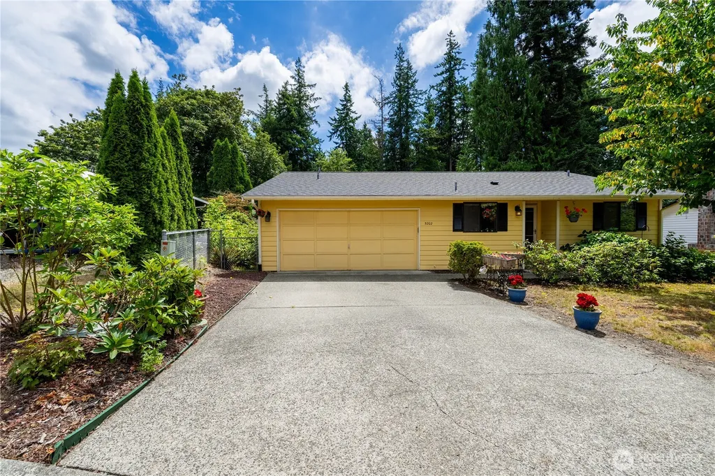 5202 130th Place NE Marysville WA 98271