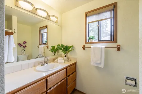 5202 130th Place NE Marysville WA 98271