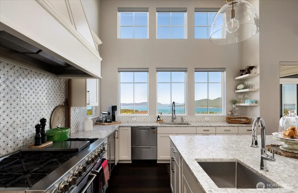3945 Rock Ridge Parkway Anacortes WA 98221