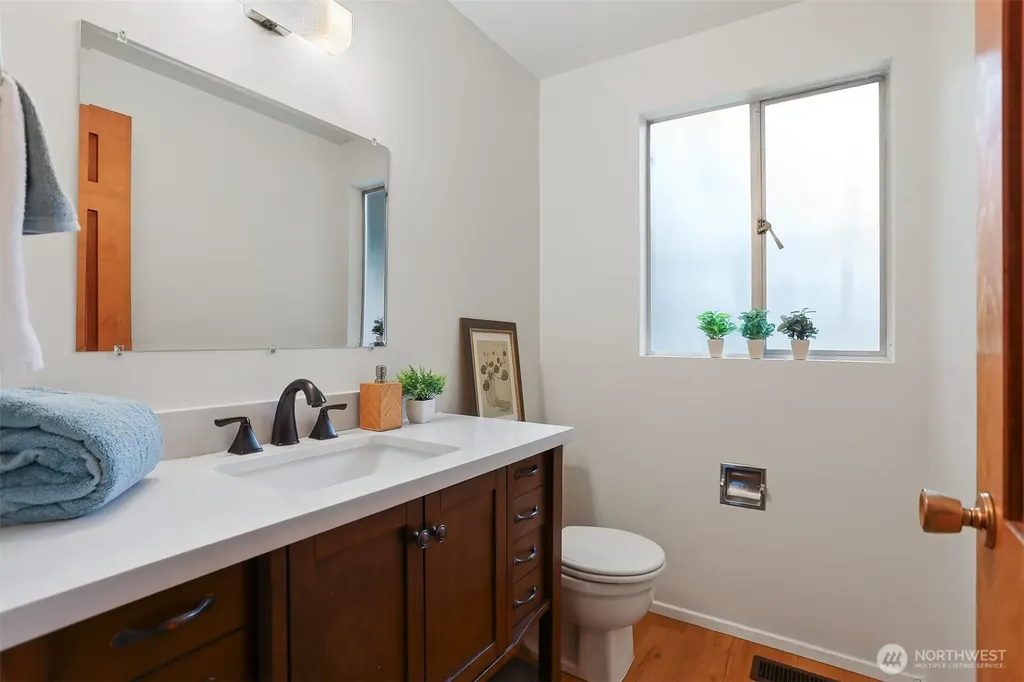 508 147th Street NE Bellevue WA 98007