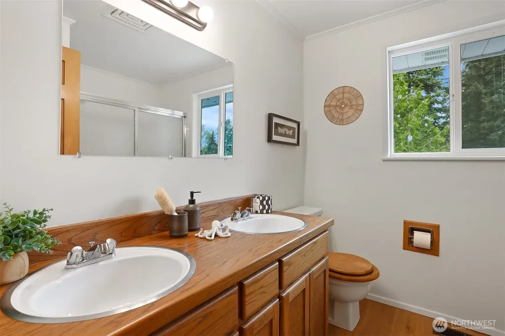 508 147th Street NE Bellevue WA 98007