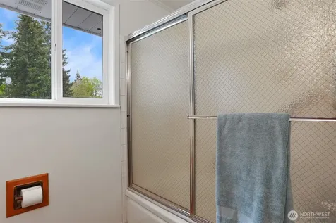 508 147th Street NE Bellevue WA 98007
