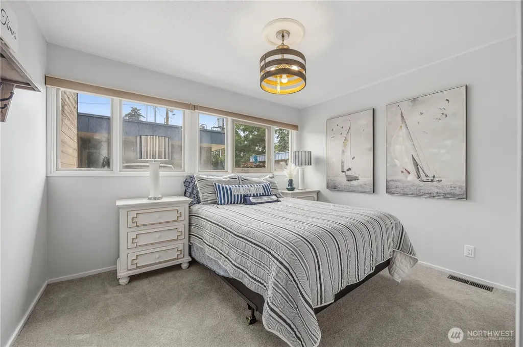 301 S 3rd Street Chelan WA 98816