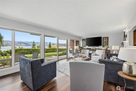 301 S 3rd Street Chelan WA 98816