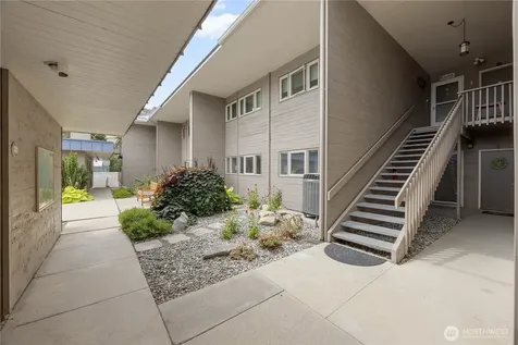 301 S 3rd Street Chelan WA 98816