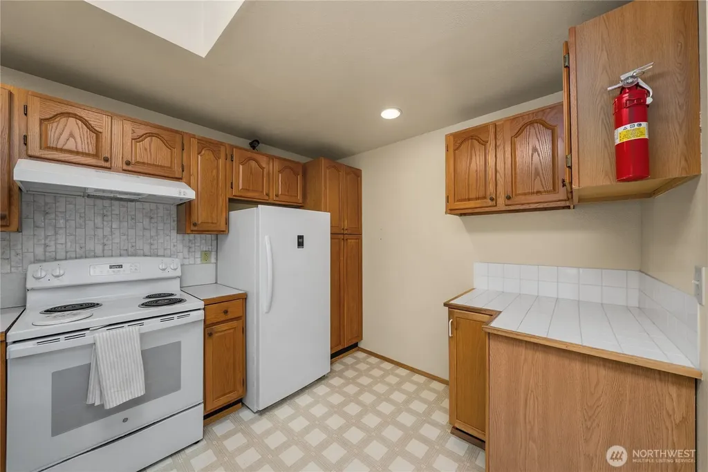 3615 191st Place SW Lynnwood WA 98036