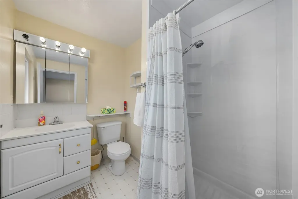 3615 191st Place SW Lynnwood WA 98036