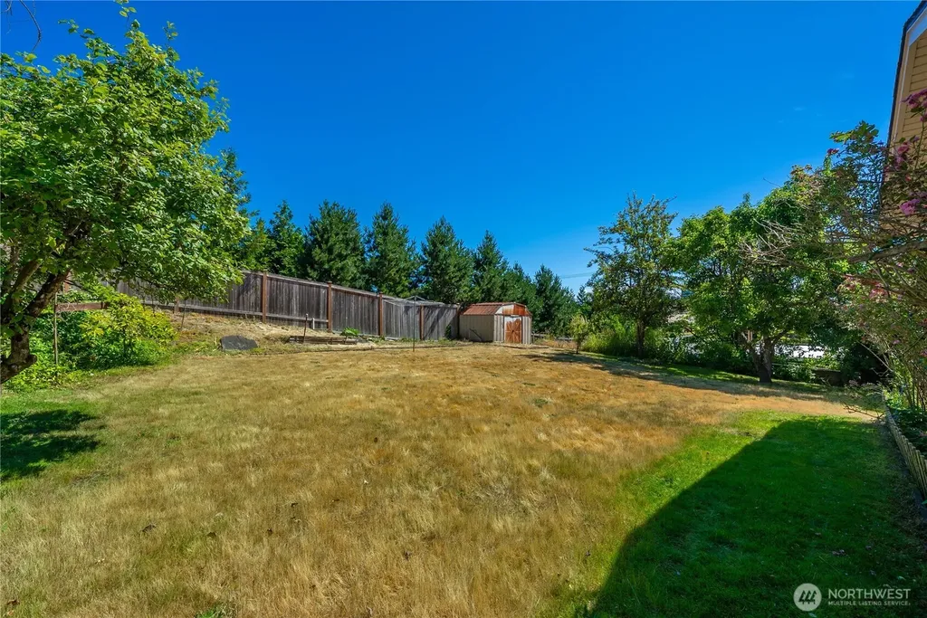 3615 191st Place SW Lynnwood WA 98036