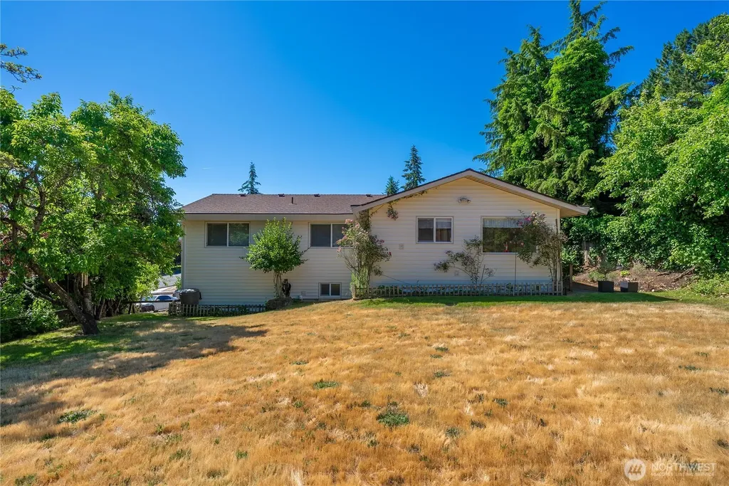 3615 191st Place SW Lynnwood WA 98036