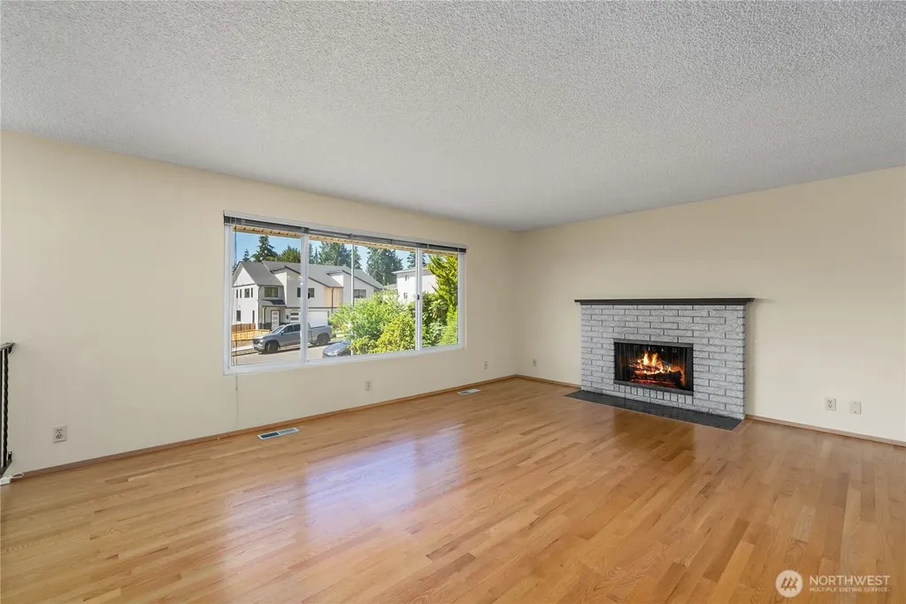 3615 191st Place SW Lynnwood WA 98036