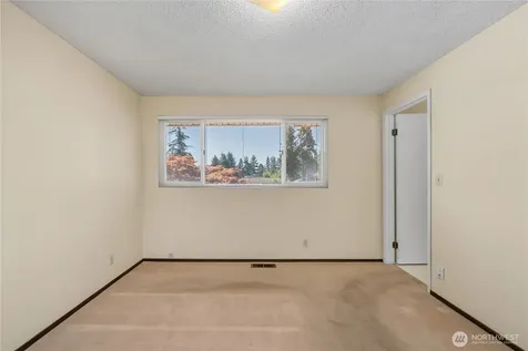 3615 191st Place SW Lynnwood WA 98036
