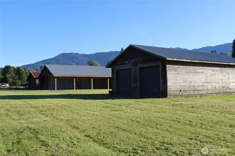 11610 Martin Road Rockport WA 98283