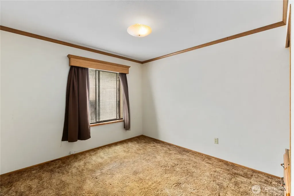 18289 E State Route 3 Allyn WA 98524