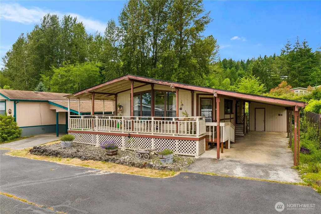 18289 E State Route 3 Allyn WA 98524