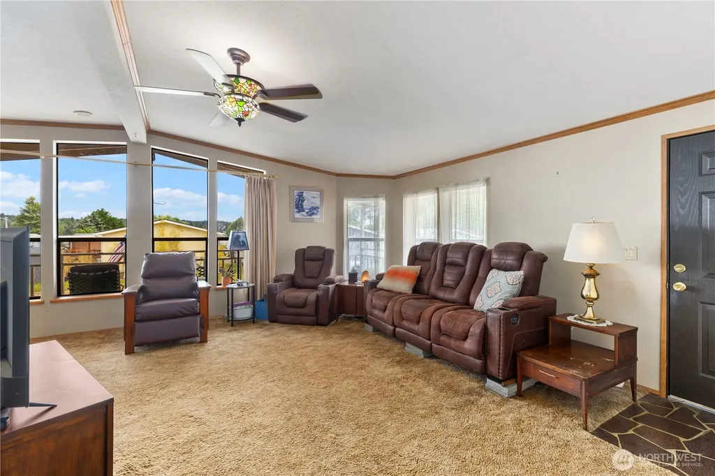 18289 E State Route 3 Allyn WA 98524