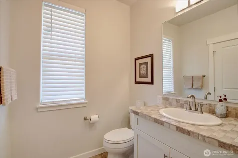 507 Twin Brooks Drive Mount Vernon WA 98273