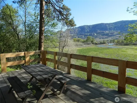 1650 Highway 7 Oroville WA 98844