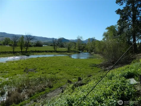 1650 Highway 7 Oroville WA 98844