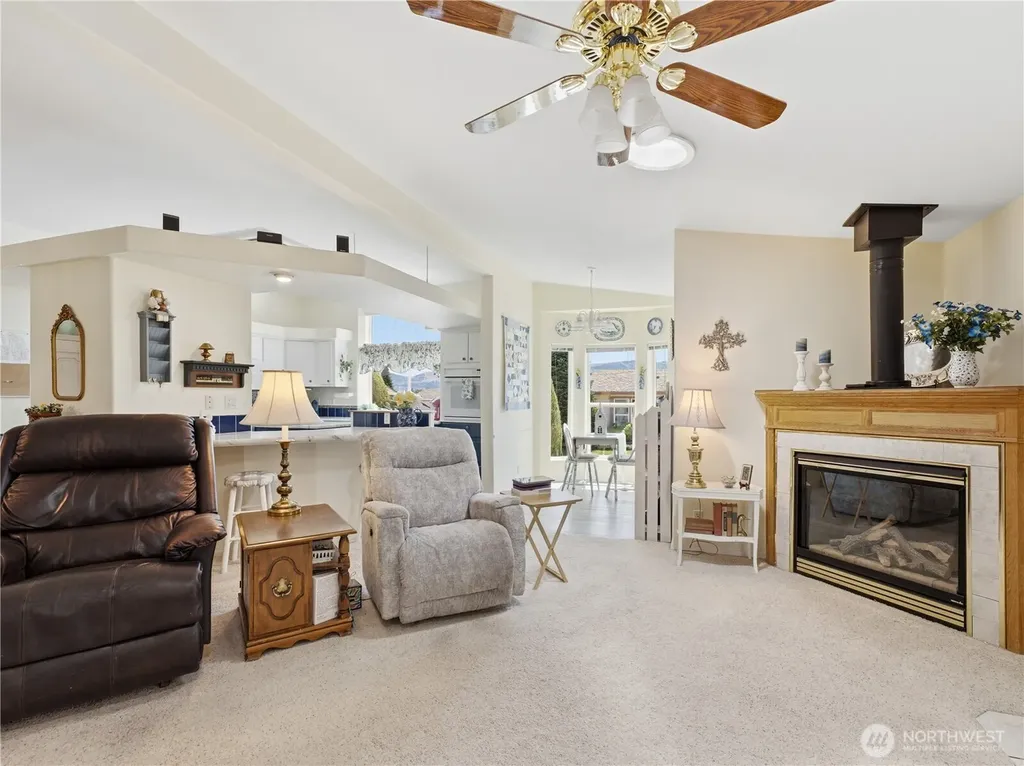 561 Sunday Drive East Wenatchee WA 98802