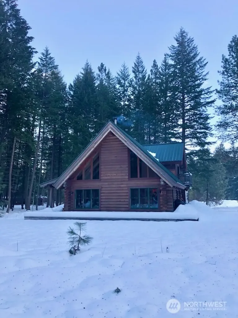 65 Mazama Pines Lane Mazama WA 98833