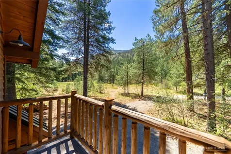 65 Mazama Pines Lane Mazama WA 98833