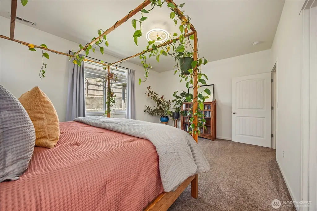 491 Spring View Place Chelan WA 98816