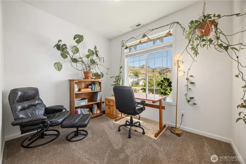491 Spring View Place Chelan WA 98816