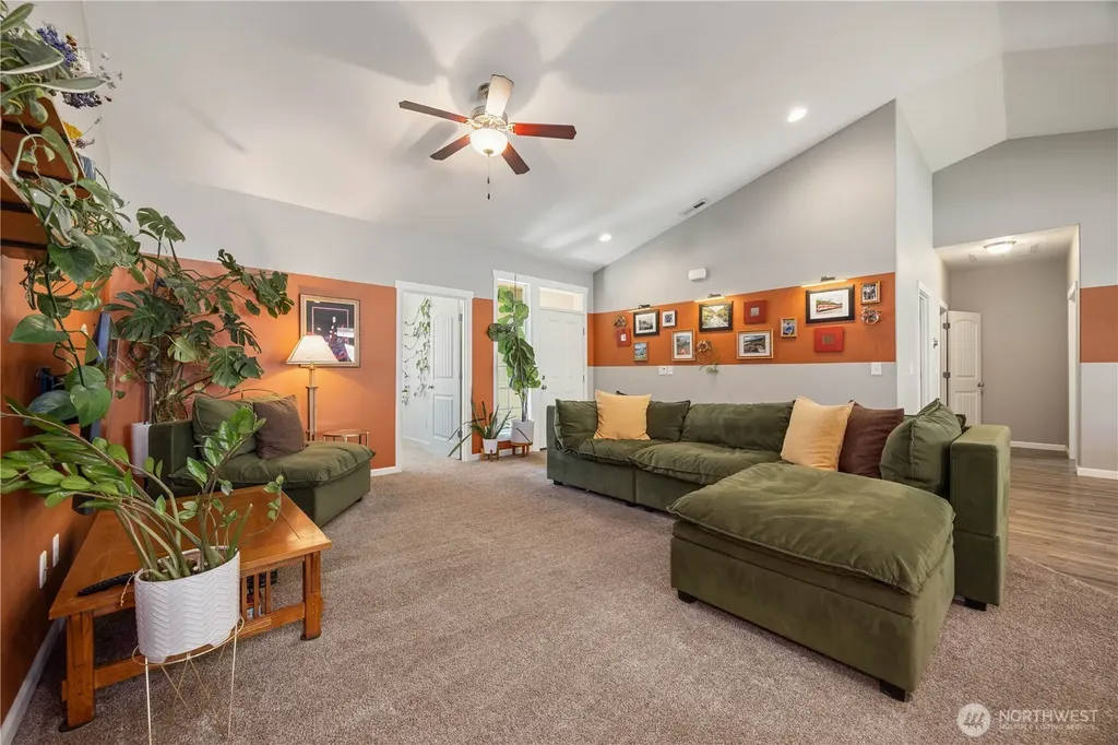 491 Spring View Place Chelan WA 98816