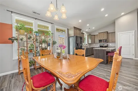 491 Spring View Place Chelan WA 98816