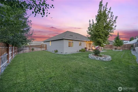 491 Spring View Place Chelan WA 98816