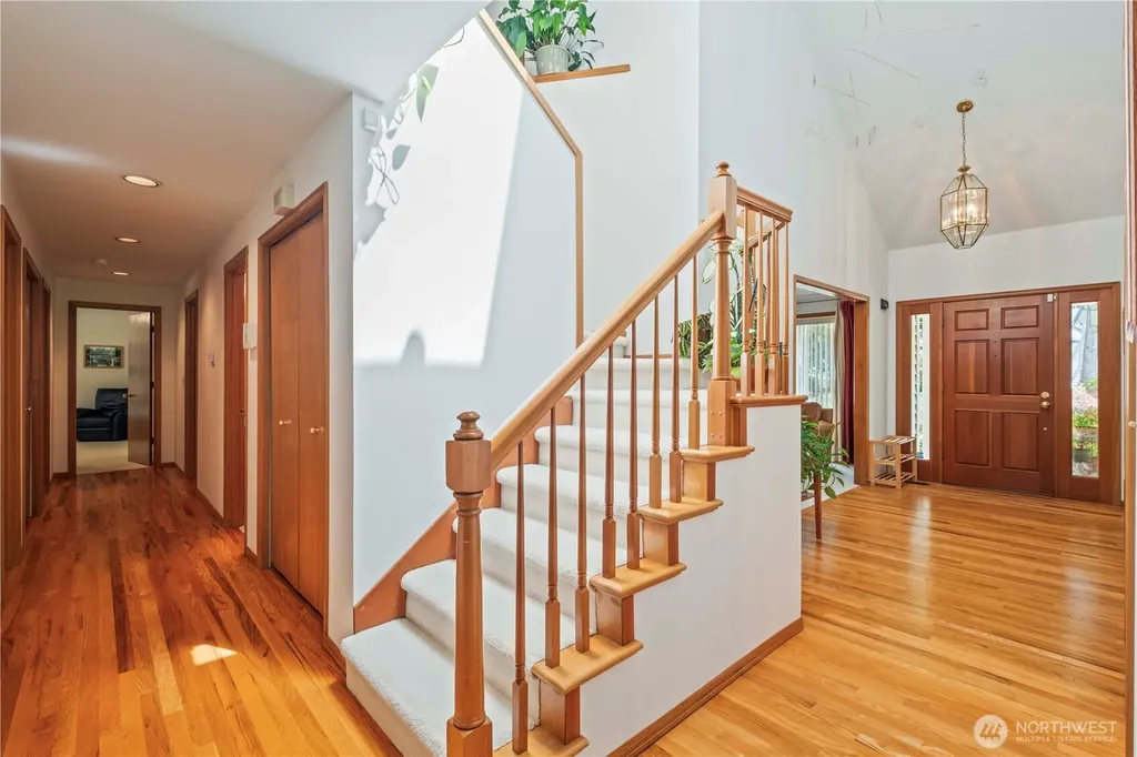 419 212th Avenue NE Sammamish WA 98074