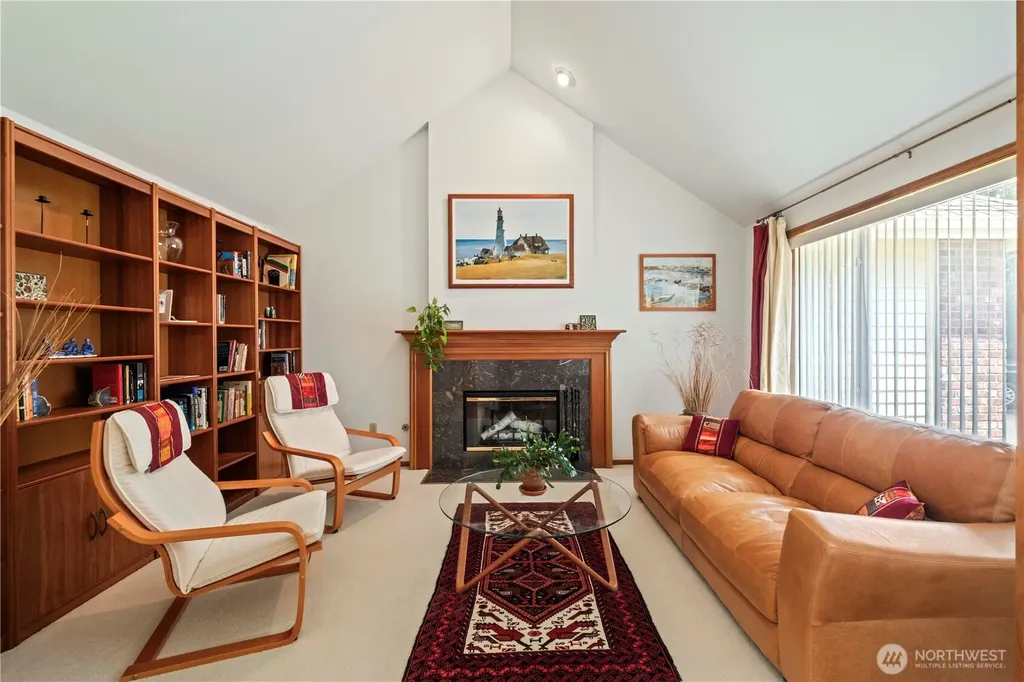 419 212th Avenue NE Sammamish WA 98074
