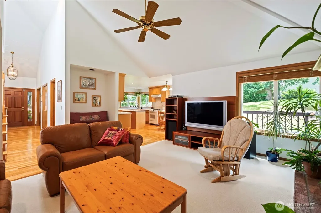 419 212th Avenue NE Sammamish WA 98074
