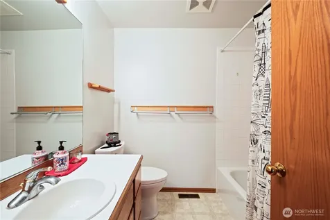 419 212th Avenue NE Sammamish WA 98074