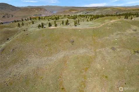 12 Columbia River Bluffs Road Chelan Falls WA 98858