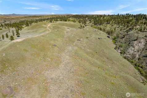 12 Columbia River Bluffs Road Chelan Falls WA 98858