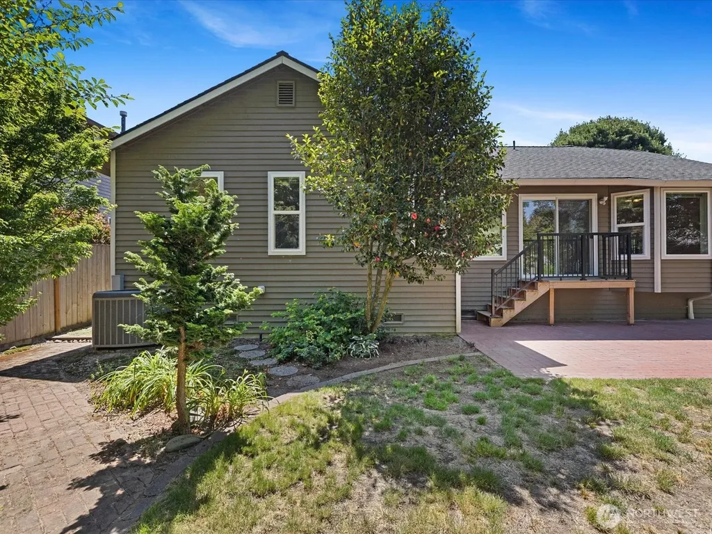 6211 145th Street SE Everett WA 98208