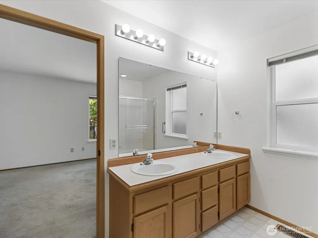 6211 145th Street SE Everett WA 98208