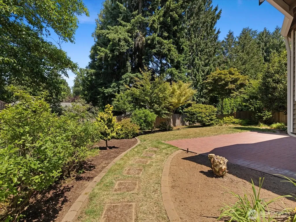 6211 145th Street SE Everett WA 98208