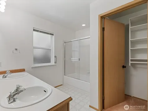 6211 145th Street SE Everett WA 98208