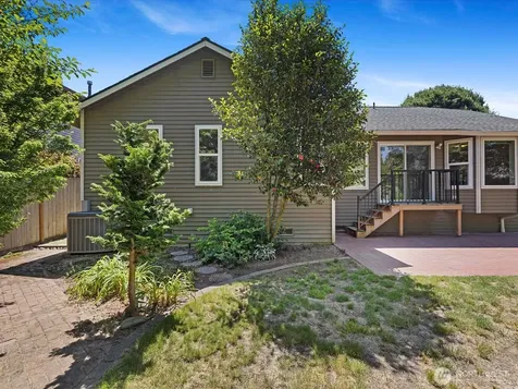 6211 145th Street SE Everett WA 98208